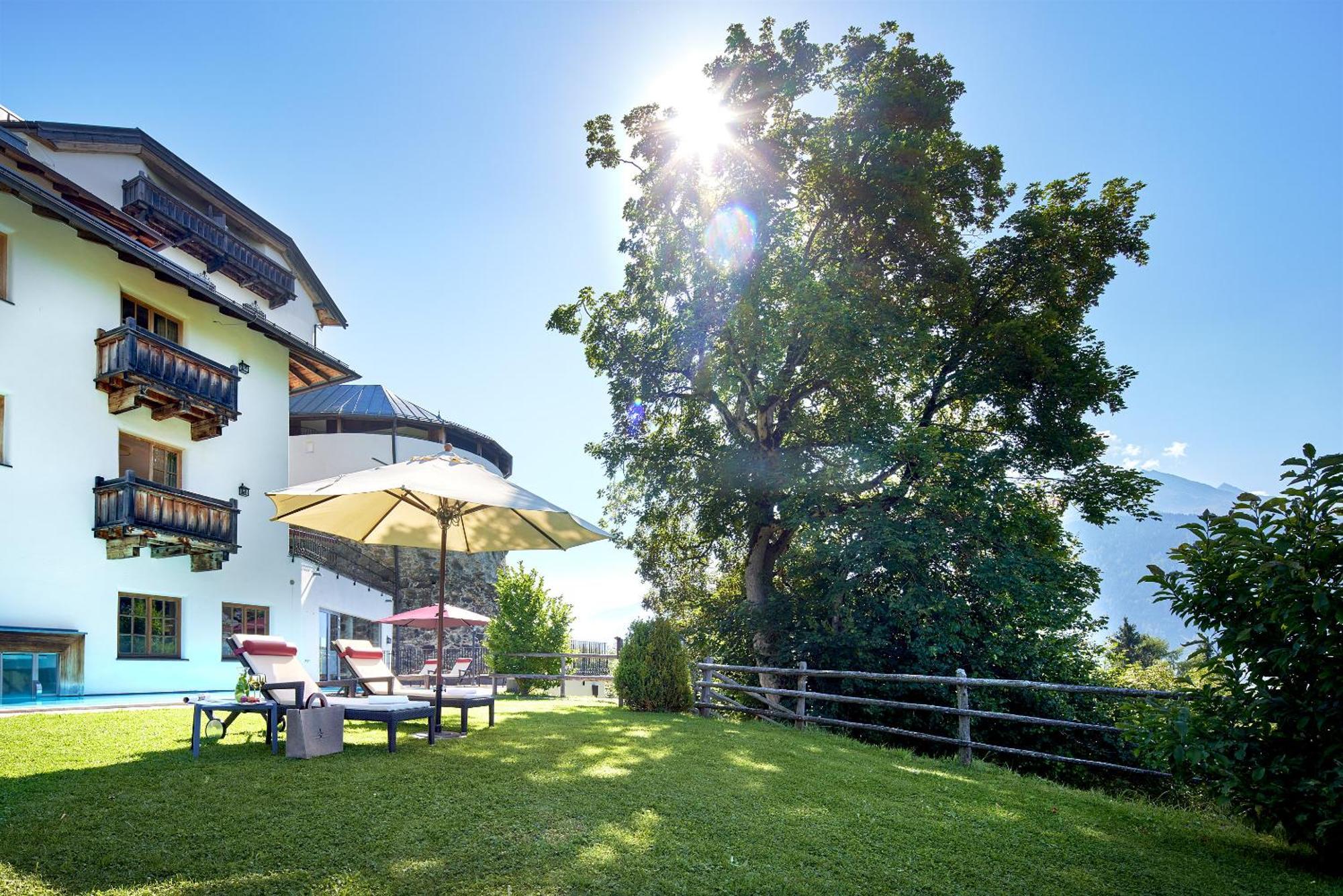 Hotel Schloss Mittersill Exterior photo